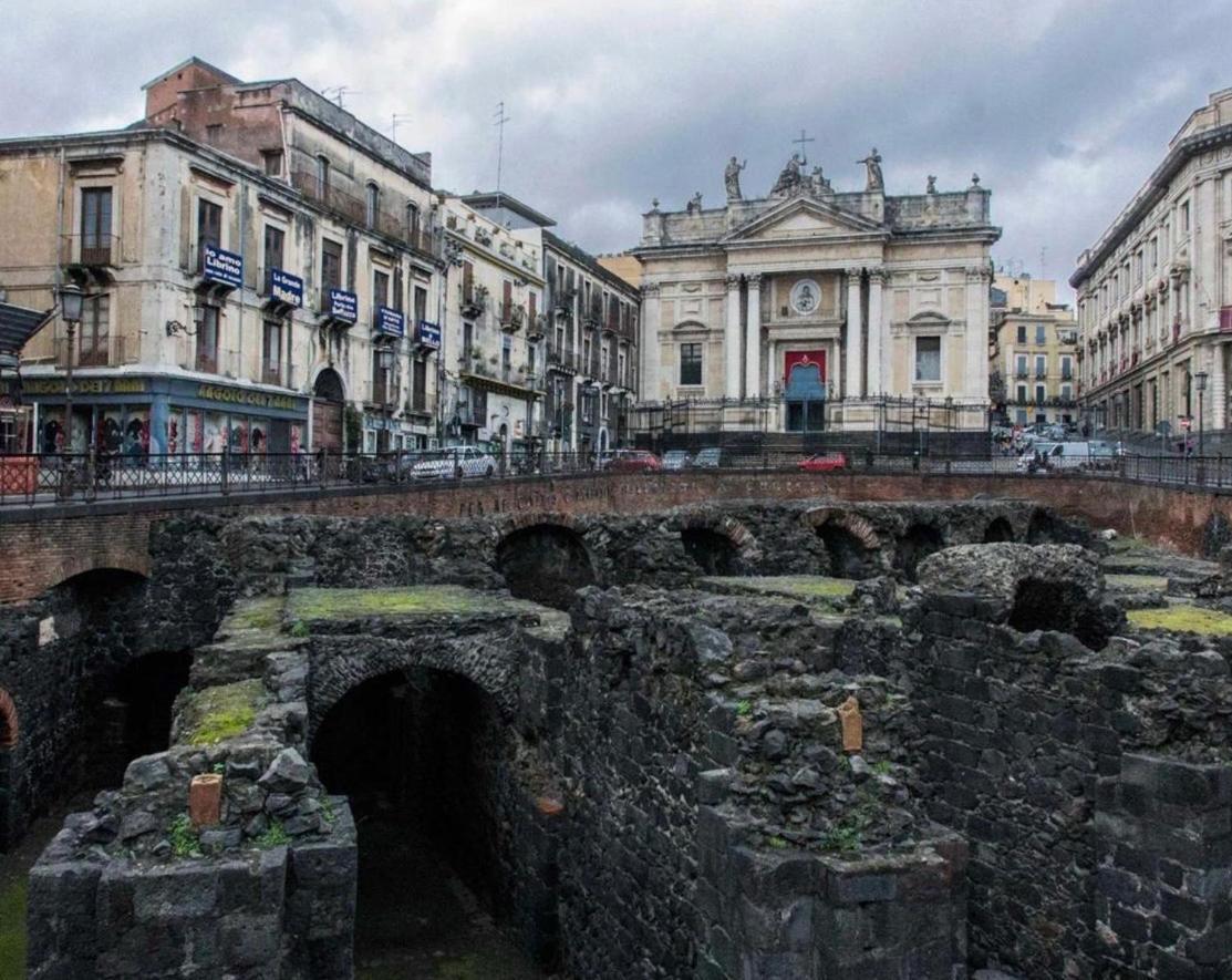 Nobilehouse Apartment Catania Luaran gambar